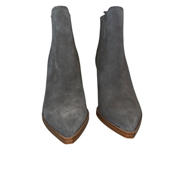 Like new! Marc Fisher LTD Gadri Pointed Toe Pull On Gray Suede Bootie Si… - Picture 6 of 8